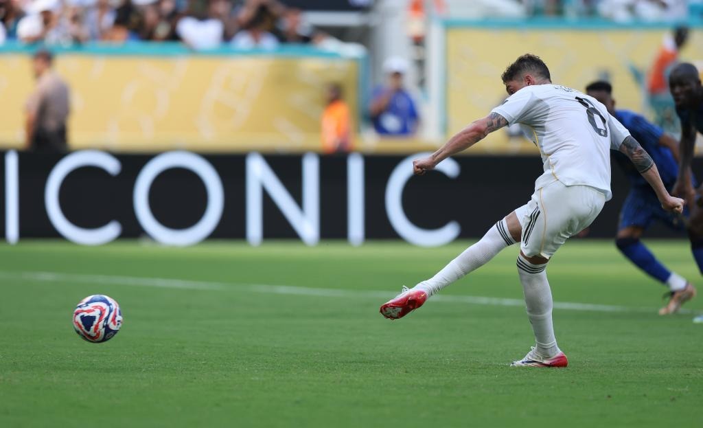 76人完胜！恩比德27+8首发第二，湖人旧将拉胯，马克西33+4探花大爆发